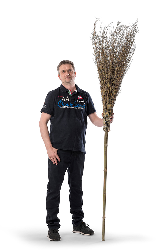 Bambusová metla 240